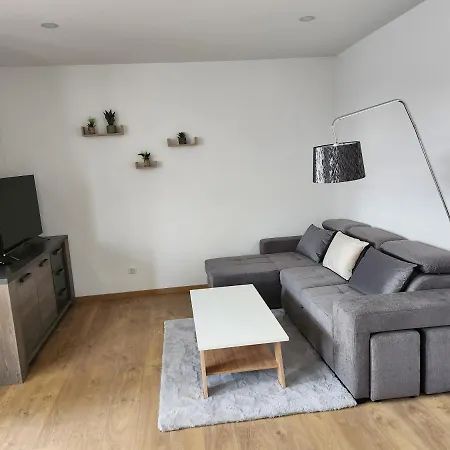 Joli Cosy Apartment *